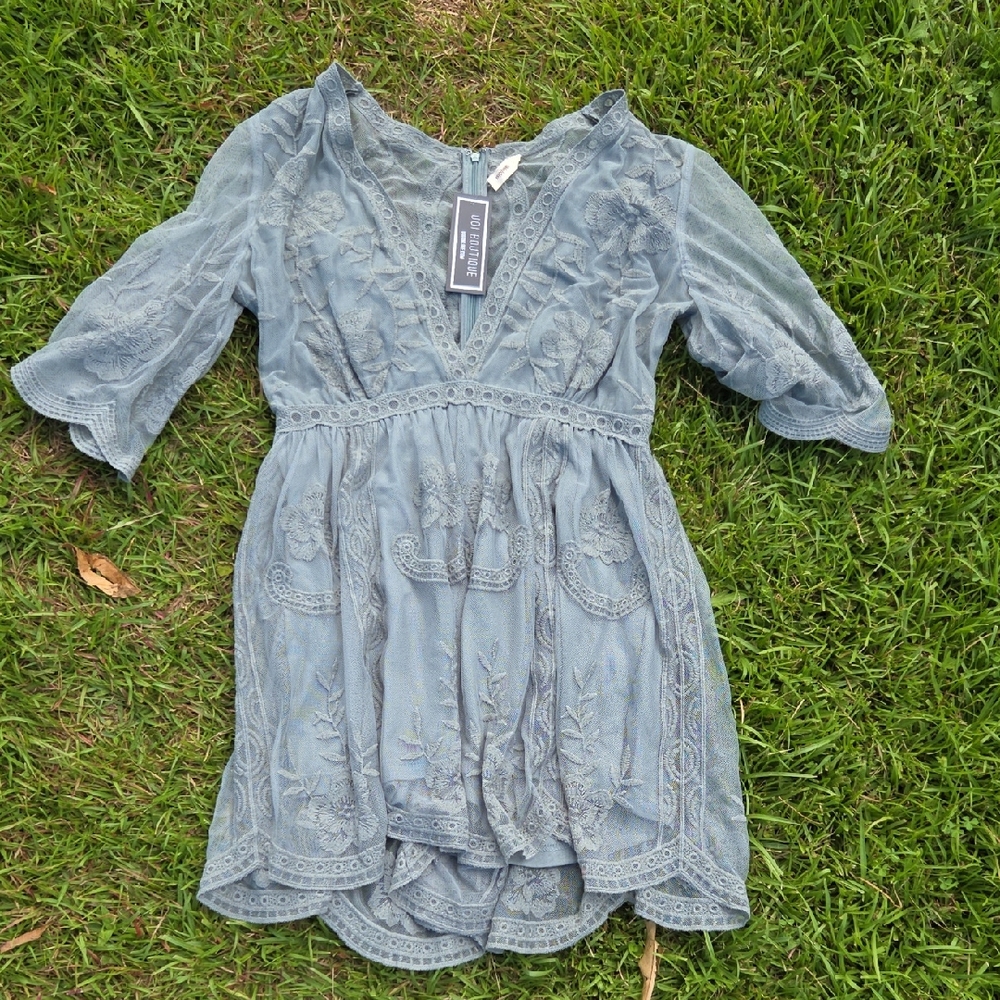 Wishlist Light Green/Blue Lace Romper Size L